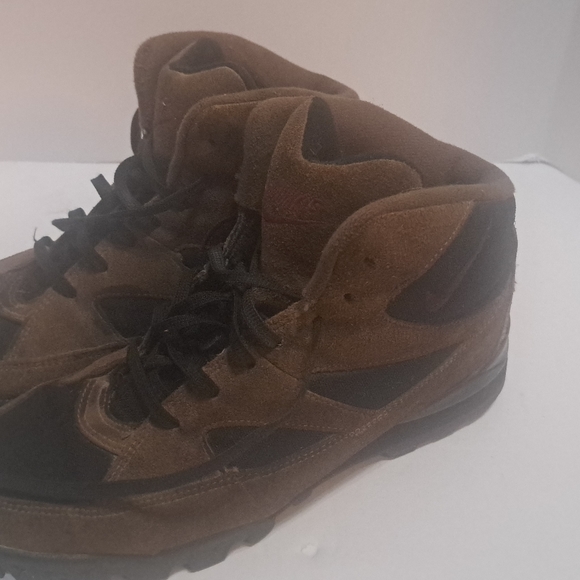 Vintage Nike ACG Air Caldera Hiking Boots Brown Black Women's Size 7 Walking - Picture 4 of 4
